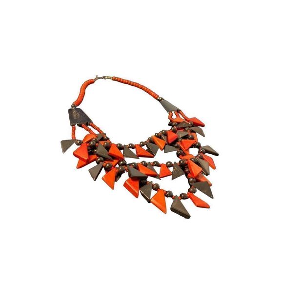Beautiful Necklace  - Picture 1 of 2